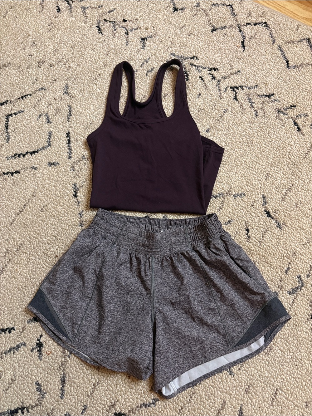 Lululemon set Sz 4